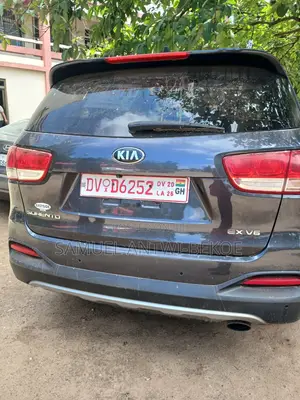 Kia Sorento 2018 Gray