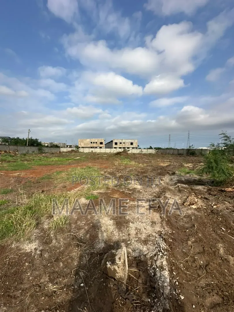 Land for Sale at Borteyman