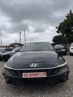 Hyundai Elantra Limited IVT 2025 Black