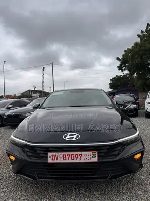 Hyundai Elantra Limited IVT 2025 Black