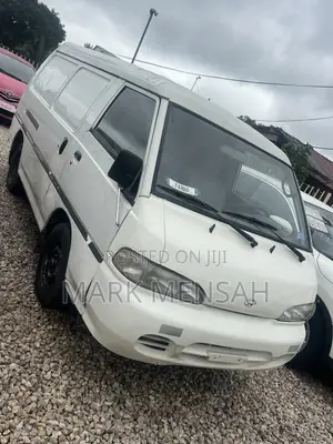 Hyundai H-100 2002 White