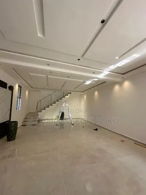 2bdrm Townhouse / Terrace in Kofis Realty, Baatsona Total for rent