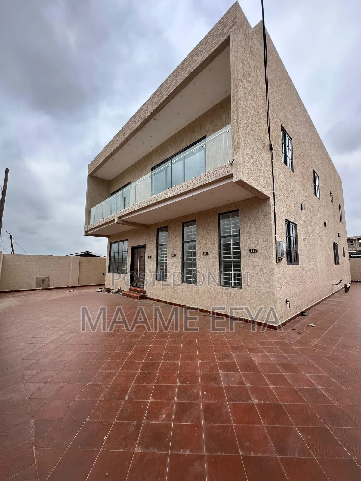 4bdrm House in East Legon, Ogbojo, Accra Metropolitan for sale