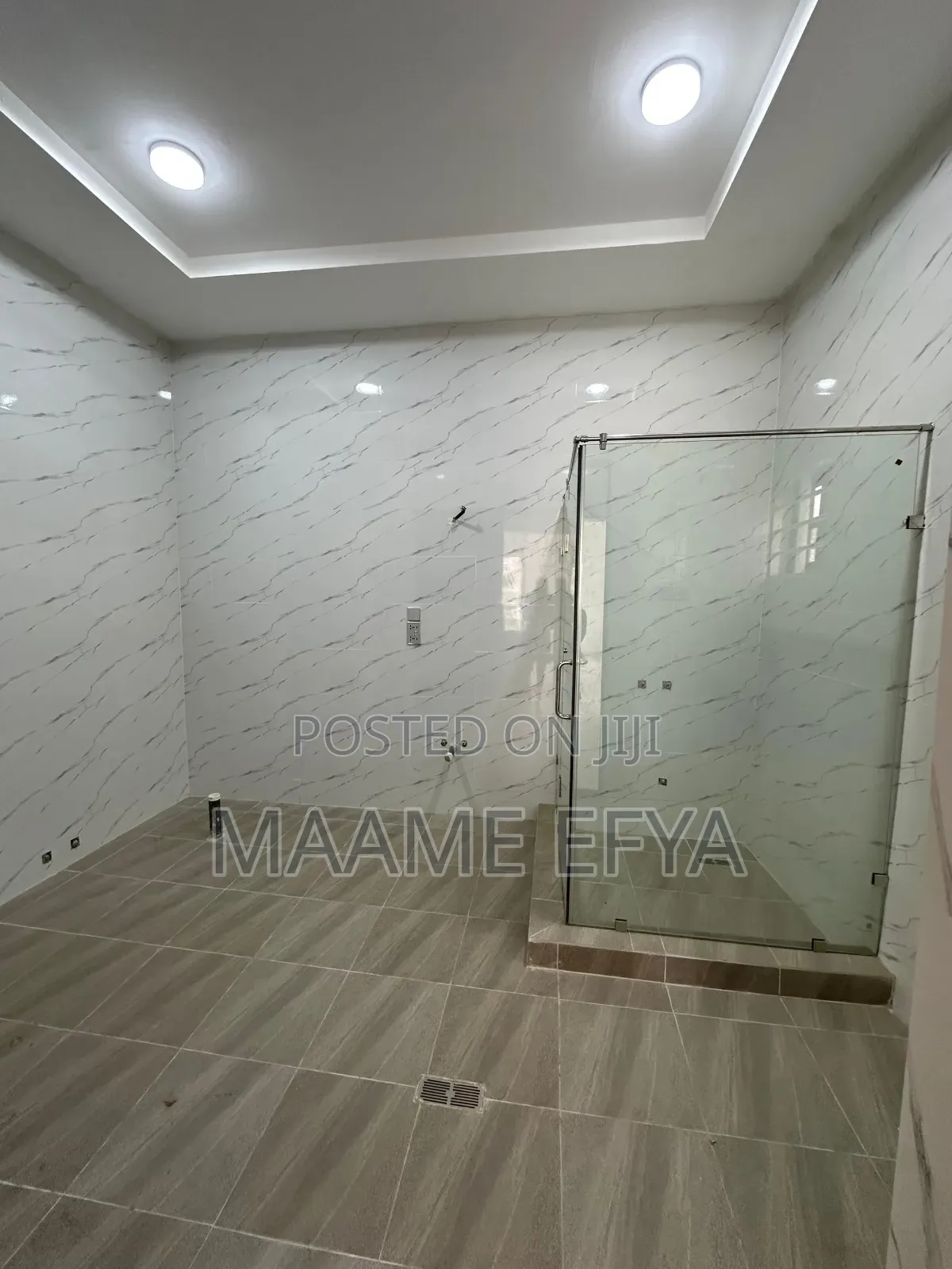 4bdrm House in East Legon, Ogbojo, Accra Metropolitan for sale