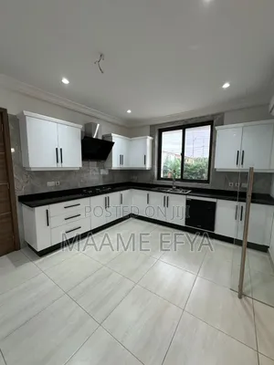 4bdrm House in East Legon, Accra Metropolitan for sale