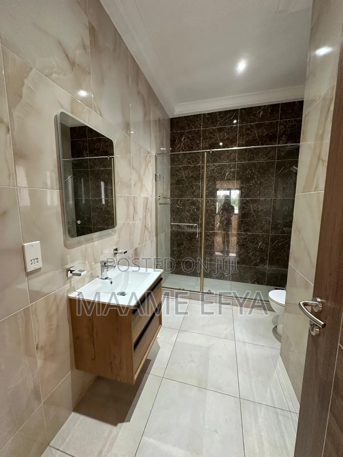 4bdrm House in East Legon, Accra Metropolitan for sale