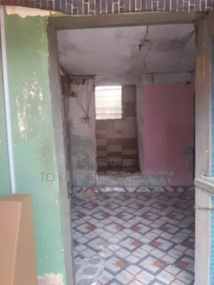 1bdrm House in Madina for rent