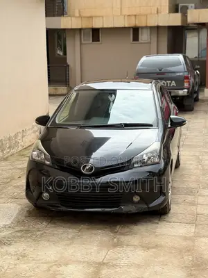 Toyota Vitz 2014 Black