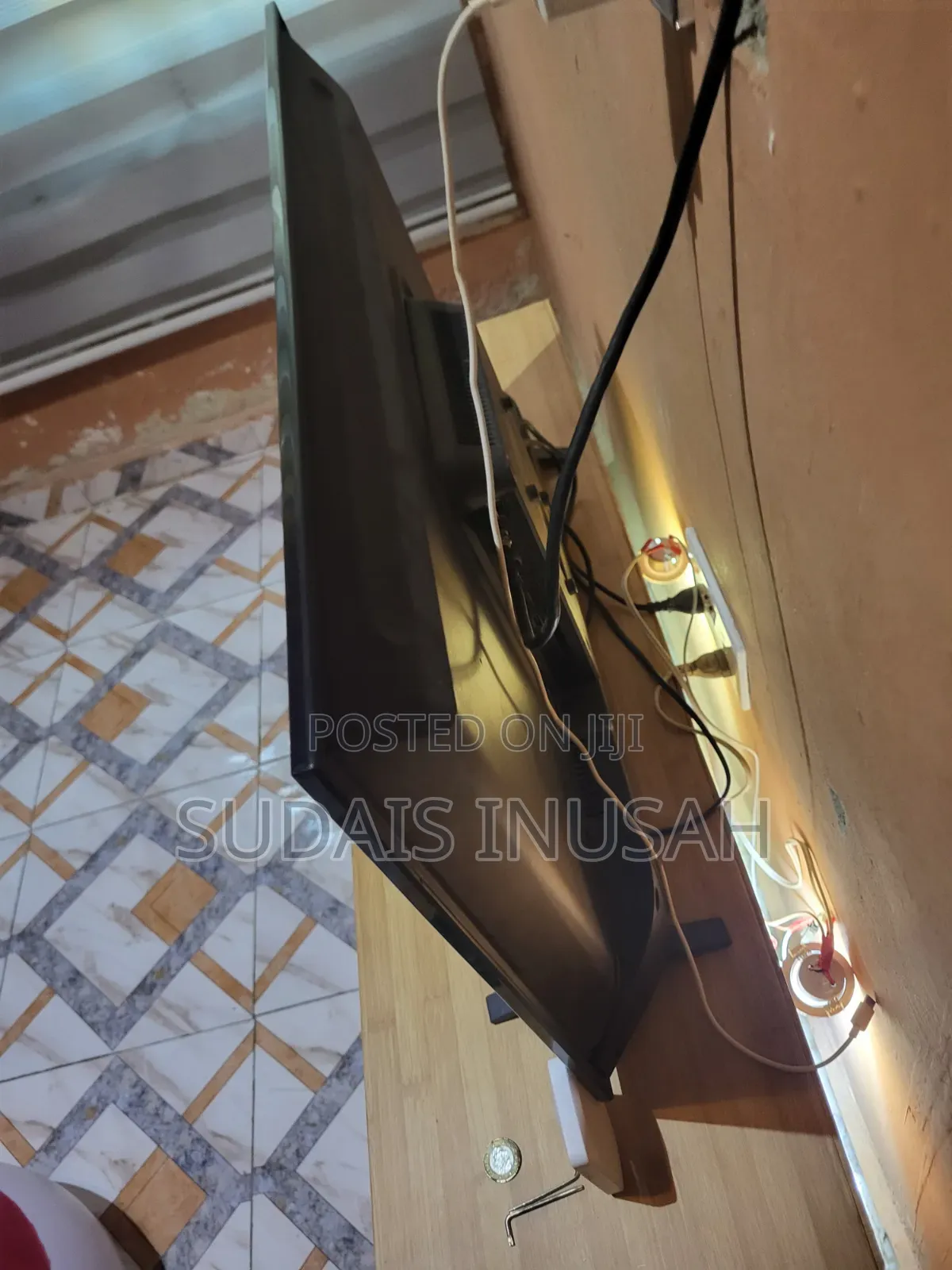 Xiaomi Mi TV 32" Smart Android TV - Voice Remote, Wi-Fi Bluetooth