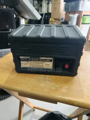 Bose Model 101Music Monitor