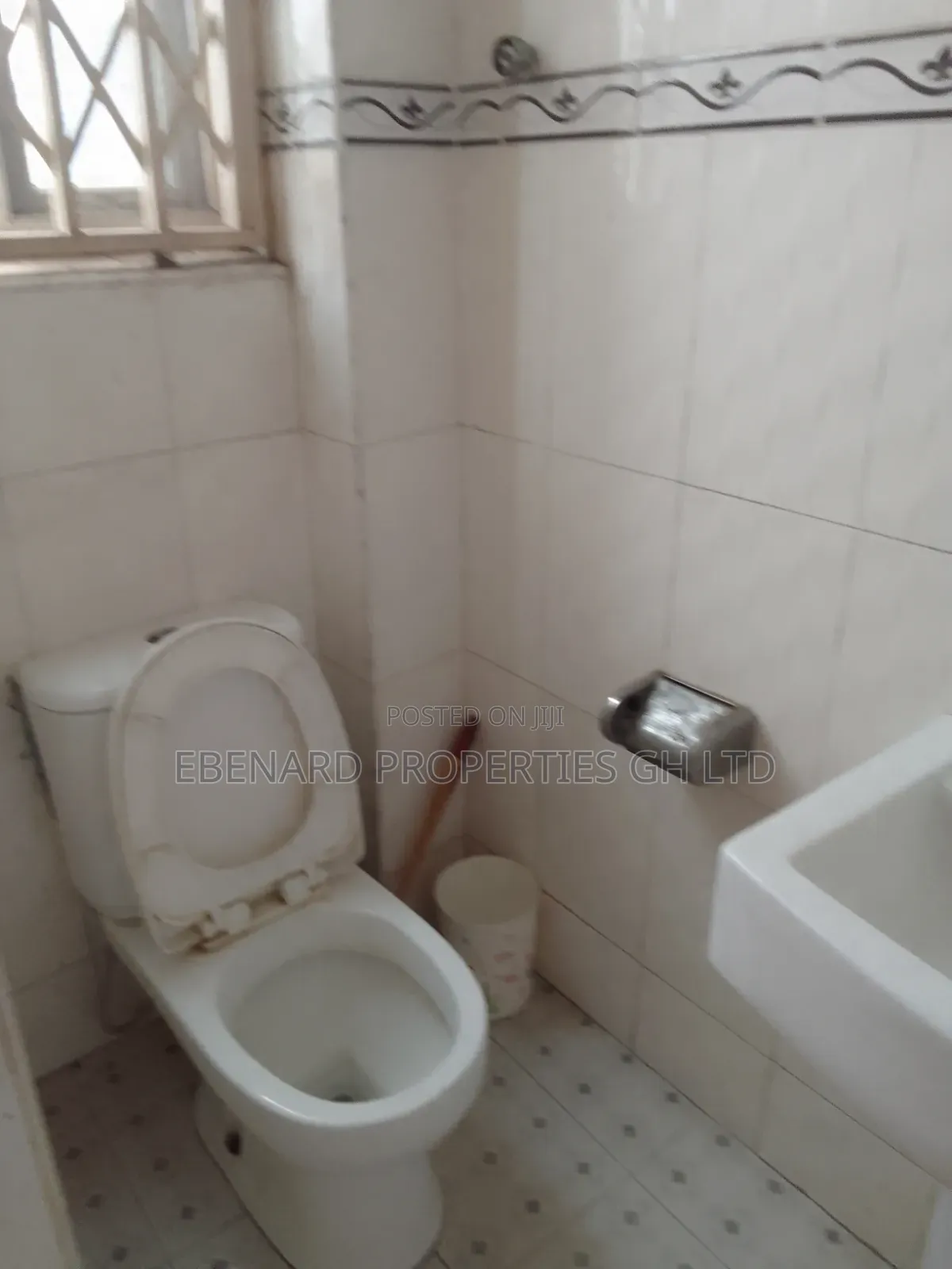 2bdrm Apartment in Ebenard Properties, Baatsona Total for rent