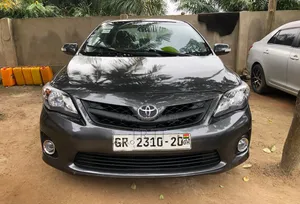 Toyota Corolla 2013 Gray