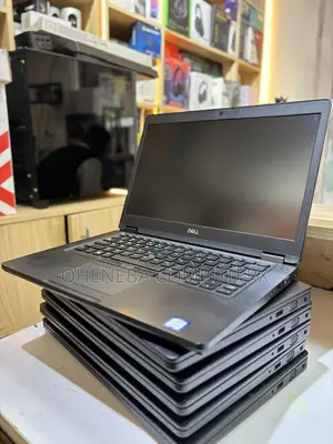 Laptop Dell Inspiron 14 5490 8GB Intel Core i7 SSD 256GB