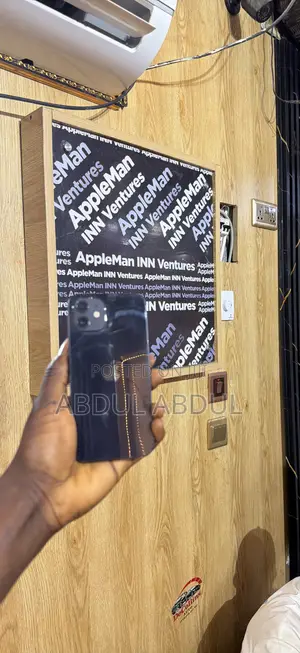 Apple iPhone 12 64 GB Black
