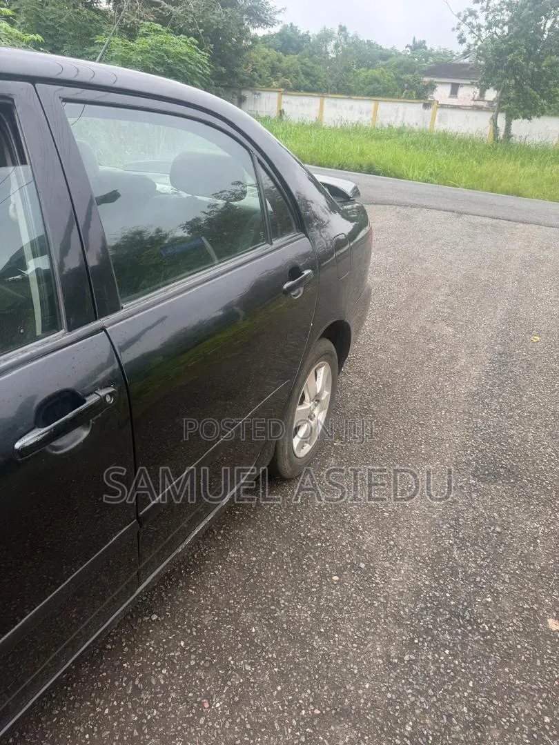 Toyota Corolla 2007 Black