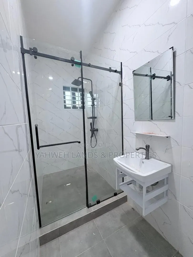 3bdrm House in Spintex Hfc for sale