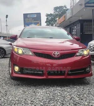 Toyota Camry 2014 Red