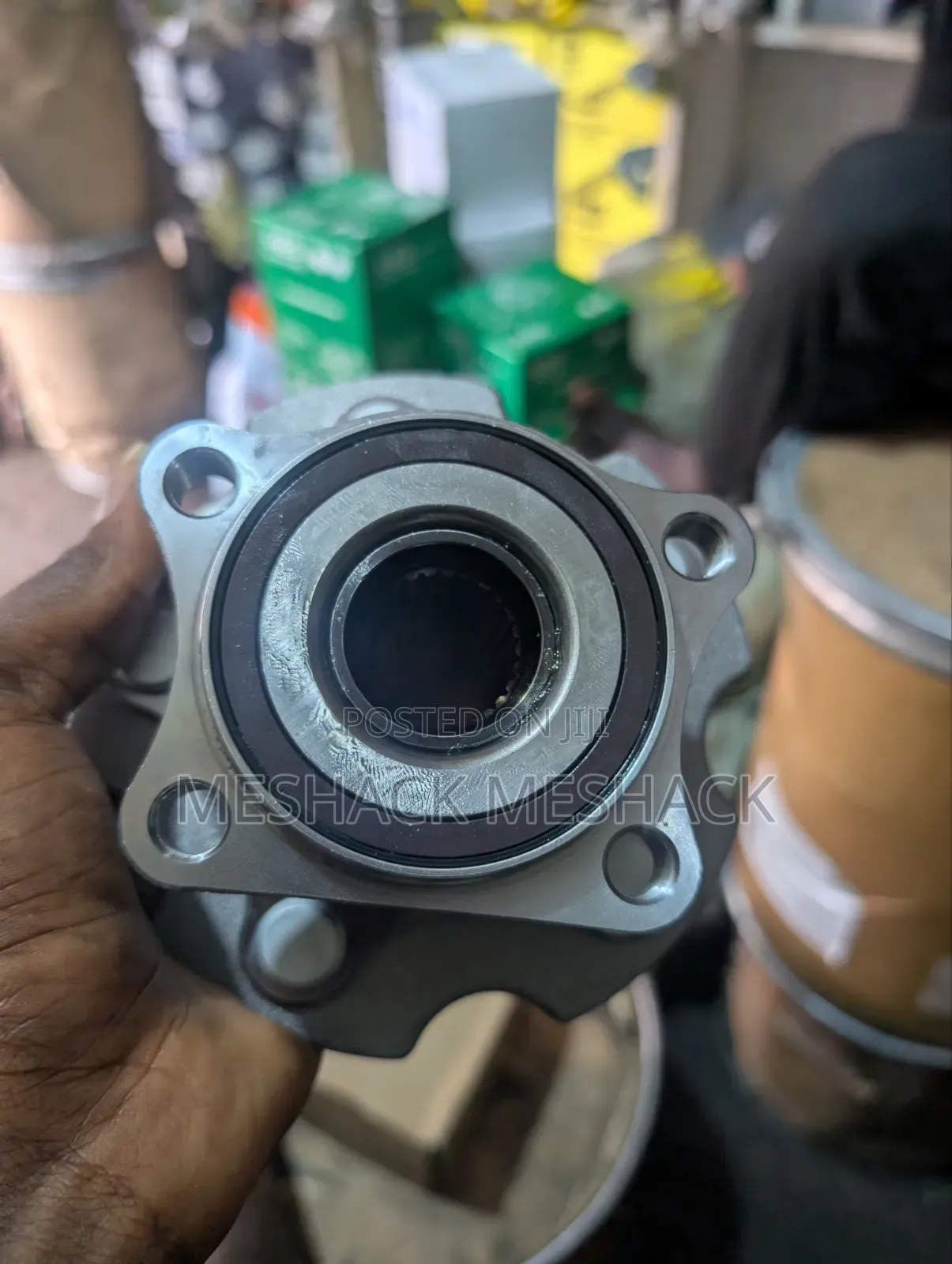 Toyota RAV4 Back Hub 4×4