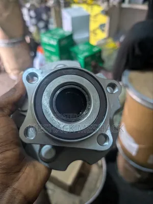 Toyota RAV4 Back Hub 4×4