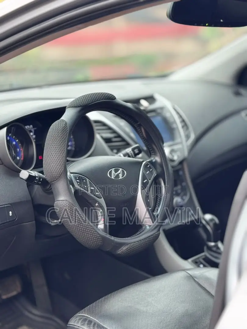 Hyundai Elantra 2015 Gray