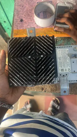 Honda CR-V 2017-2022 Sound Amplifier