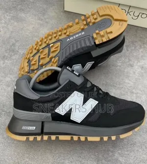 New Balance RC 1300