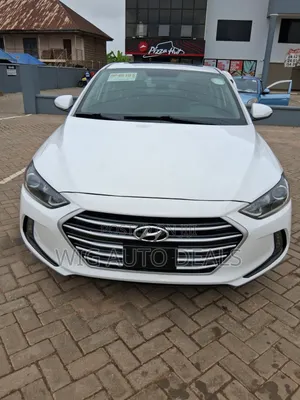 Hyundai Elantra 2018 White