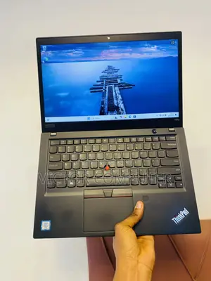 Laptop Lenovo ThinkPad T490s 8GB Intel Core i7 SSD 256GB