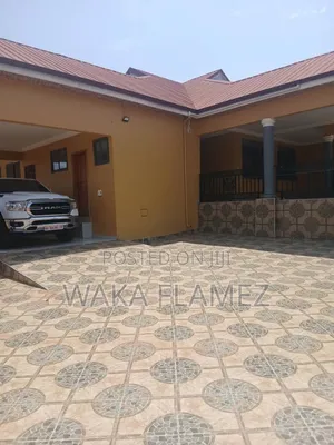 5bdrm House in Pokuase for rent