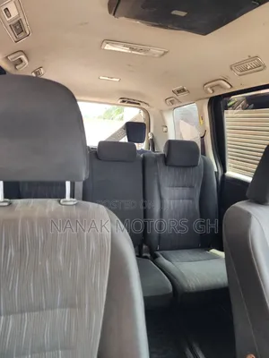 Toyota Voxy X L Edition 2WD 8-Seater 2011 Black