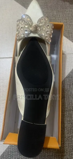 Ladies Foot Ware