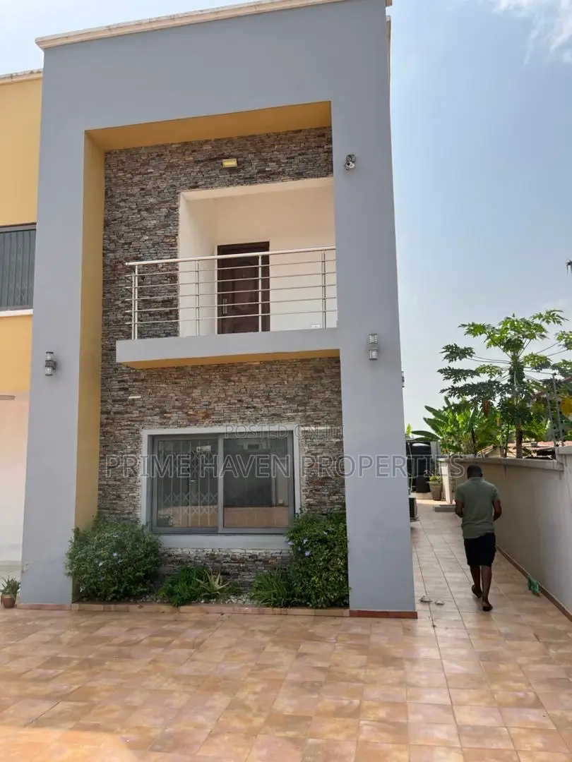4bdrm House in Haatso for rent