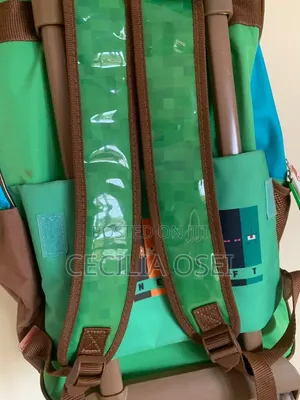 Title: Official Minecraft Trolley School - Premium Condition