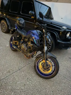 Yamaha 2024 Blue