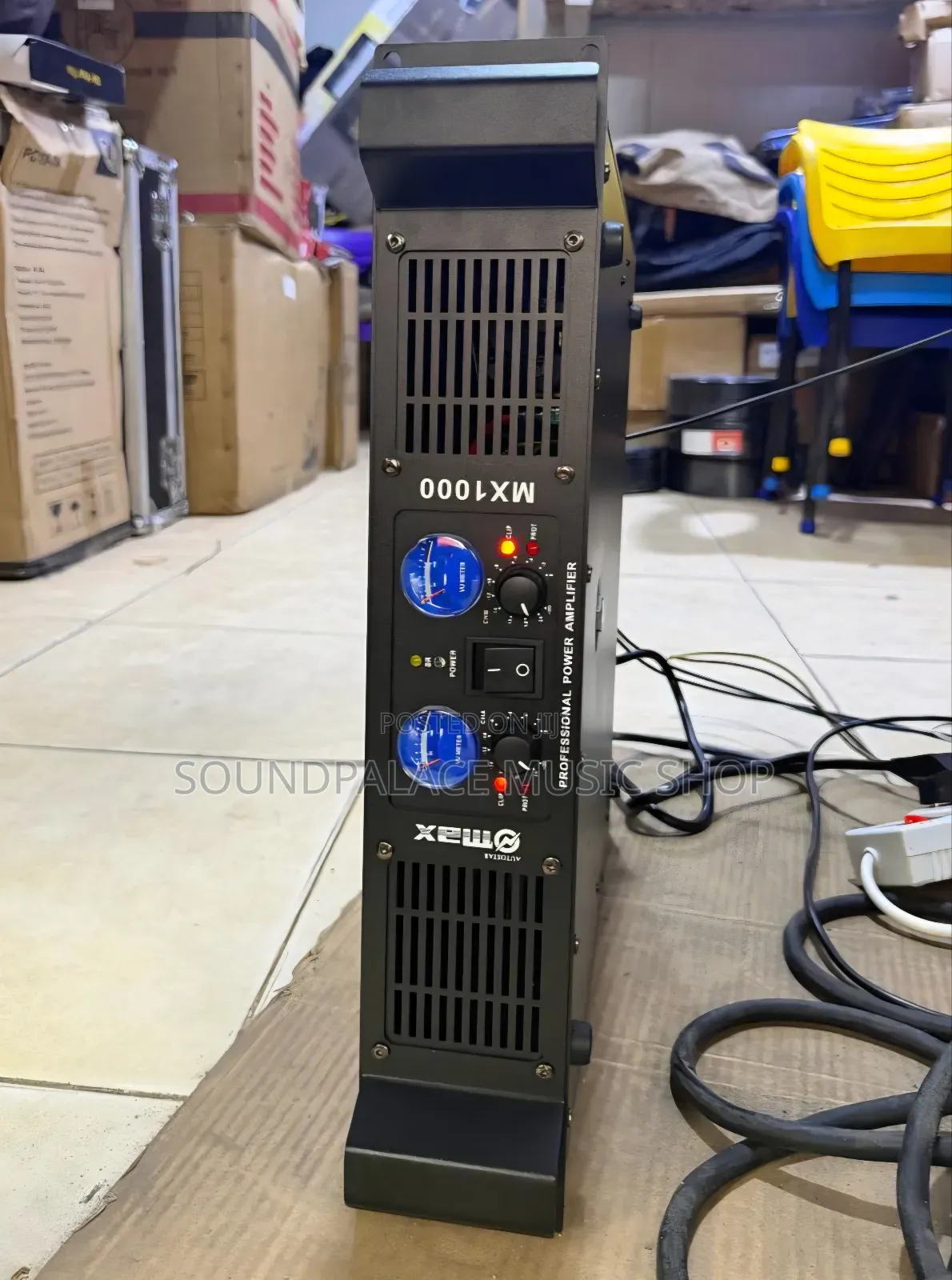 Max MX1000 Professional Power Amplifier
