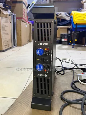 Max MX1000 Professional Power Amplifier
