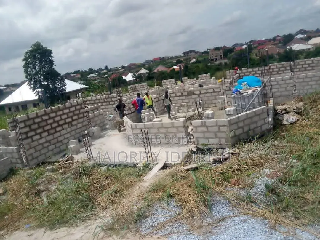 Majority Landscaping Construction