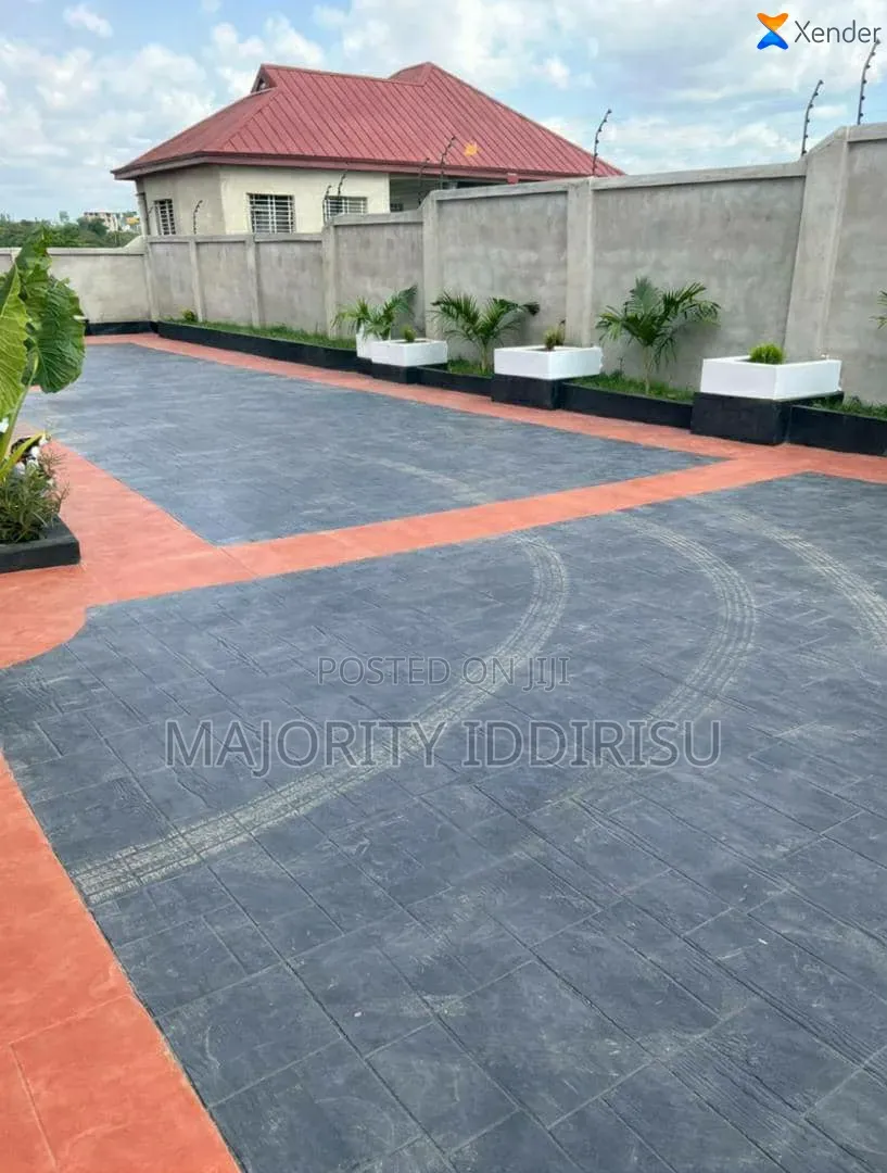 Majority Landscaping Construction