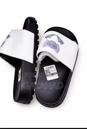 Unisex Fashion Slippers -Quality Affordable