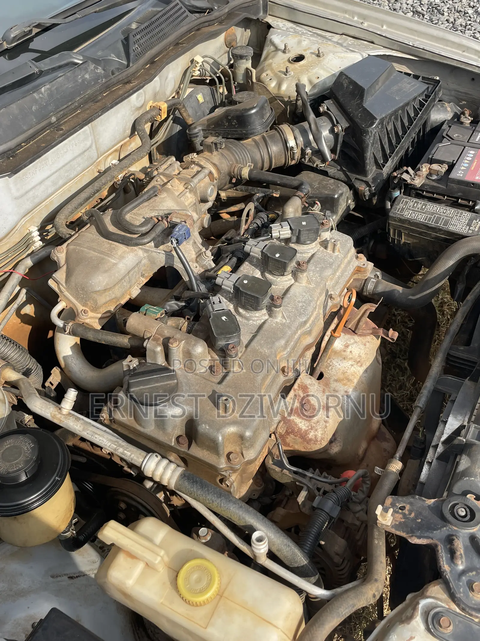 Nissan Almera 2000 Silver