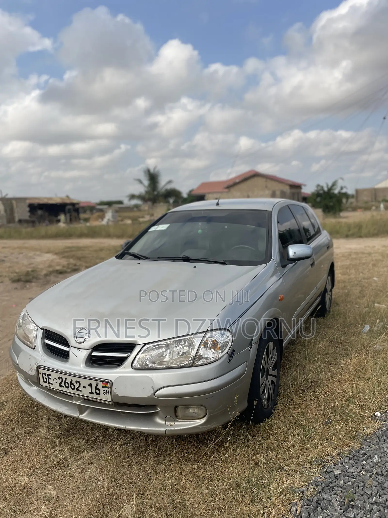 Nissan Almera 2000 Silver