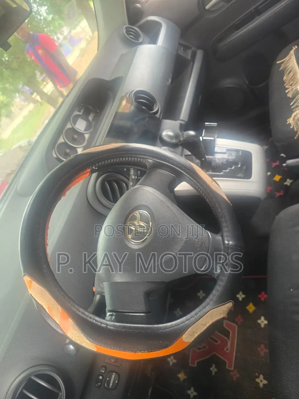 Toyota Corolla Rumion Hatchback 1.5 FWD 2012 Black