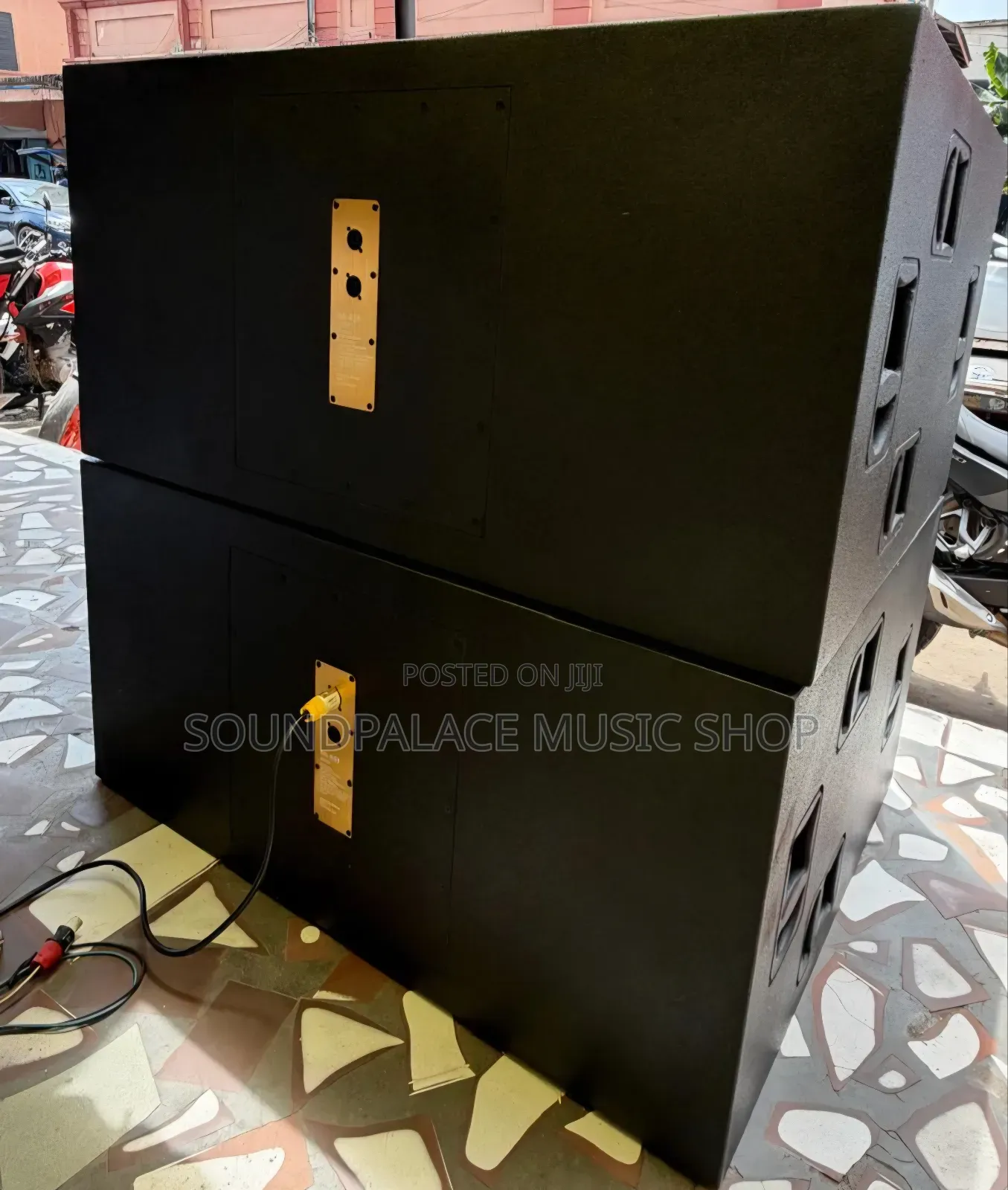 RCF TT+ Passive, Double 18-Inch Bass Reflex Subwoofer/ Speakers