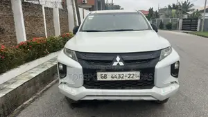 Mitsubishi L200 2022 White
