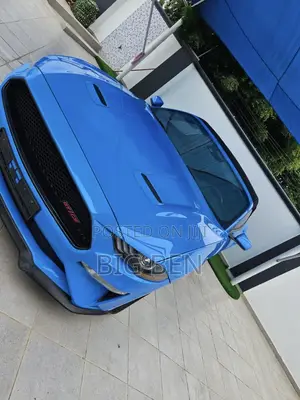 Ford Mustang GT Premium 2022 Blue