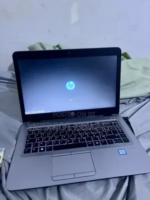Laptop HP EliteBook 840 G3 4GB Intel Core i5 SSD 1T