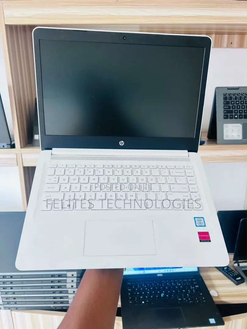 Laptop HP 14-dq1025cl 8GB Intel Core i5 SSD 256GB