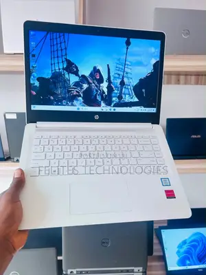 Laptop HP 14-dq1025cl 8GB Intel Core i5 SSD 256GB