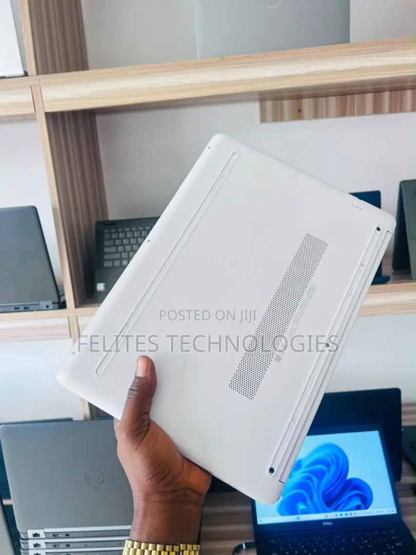 Laptop HP 14-dq1025cl 8GB Intel Core i5 SSD 256GB