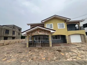 5bdrm House in Ab Richie Properties, Sakumono for sale